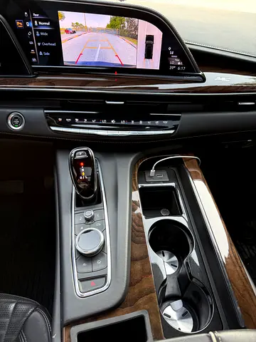 2022 Cadillac ESCALADE — миниатюра 9