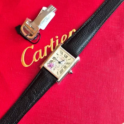 Available Now 🤩    Cartier TANK 💥 super master Quality✅ 👆🤩 For men 🧔🏻‍♂️with box 📦