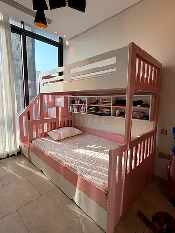 3 Double beds