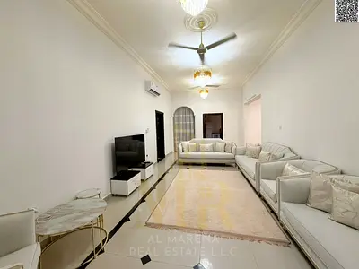 فيلا فاخرة للبيع باالمويهات2 \ 6 غرف نوم ماستربسعر شامل الكهرباء والمياة والمكيفات تملك حر