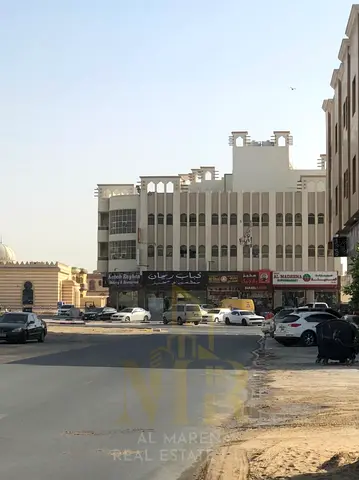 بناية استثمارية مميزة للبيع في الروضة 2 – عجمان | فرصة استثمارية بعائد ثابت وموقع استراتيجي