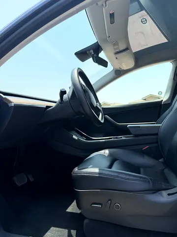 2021 Tesla MODEL Y — миниатюра 17