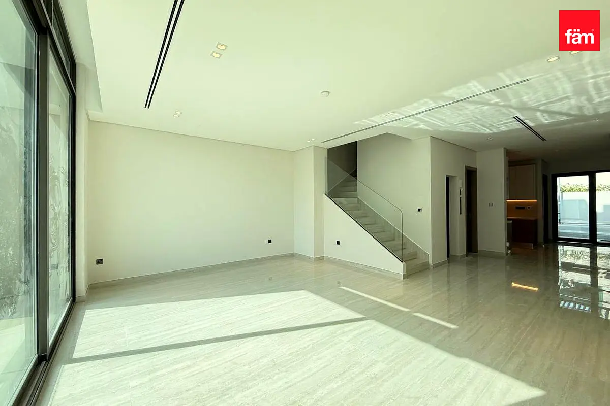 20/80 PP Brand new 0% agency Fee ready to move