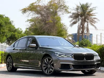 BMW 760Li xDrive 2018 (GCC – Original Paint – Full Options – Ultra Luxury Flagship Sedan)