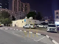 Arab House for Sale in Rashidiya 3 Corner Plot 3 Streets Residential Commercial Ground + 4 Floors Pe