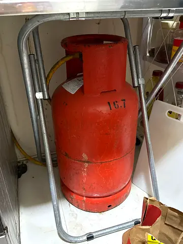 Emirates Gas cylinder