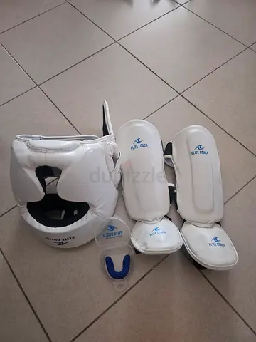 Kids boxing face guard, knee pad and mouthpiece- Good Condition