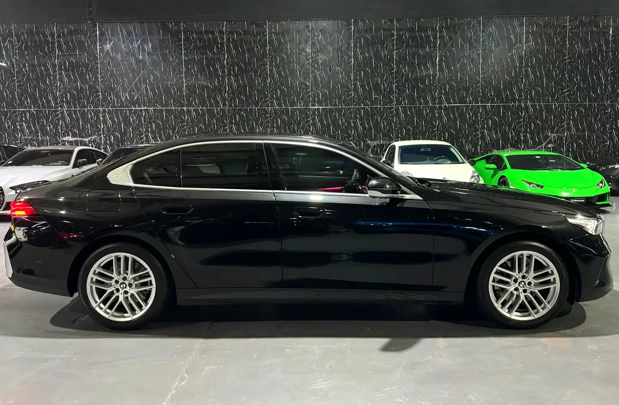 BMW 5-Series 2026