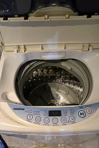 Compact top-load washing machine - working condition