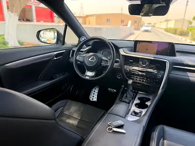 صورة 13 لـ 2019 Lexus RX-SERIES