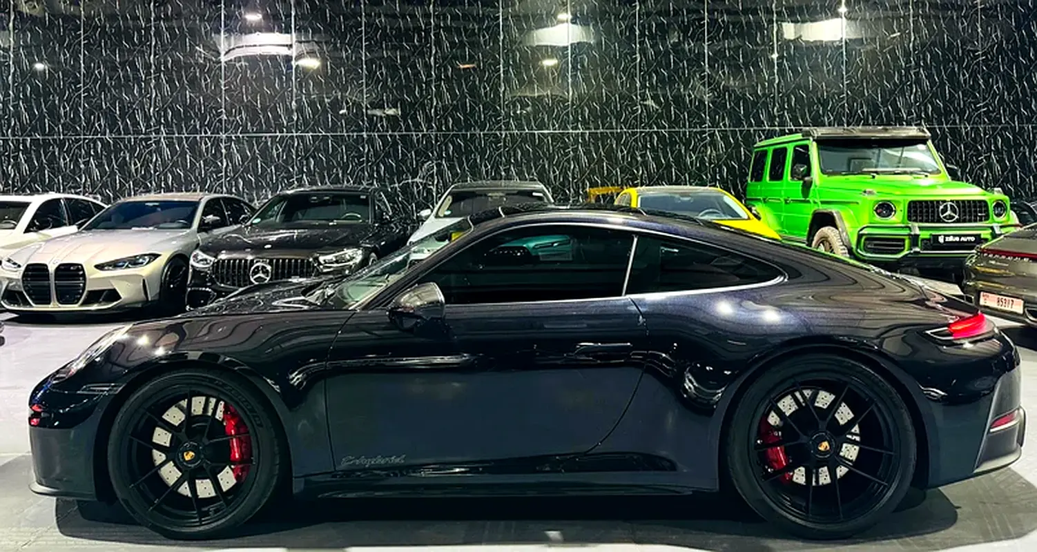 Porsche 911 2025
