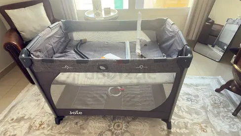 Joie Commuter Change and Snooze Travel Cot - Grey