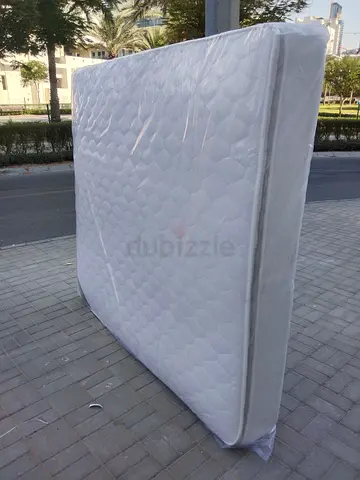New mattress 180x200cm with attached top foam. All times delivery available