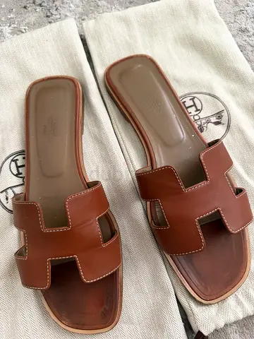 Authentic Hermes Oran Slippers