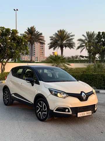 Renault Captur 2017 GCC Specs | Well Maintained Compact SUV