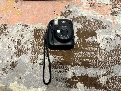 Instax Mini 11 film camera