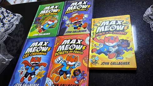 Max Meow 1-5 Hardcover