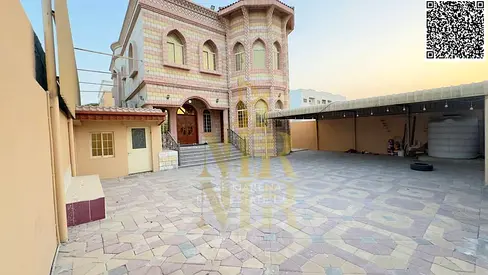 Ready-to-move-in villa for sale in Al Rawda 3, fully furnished at a great price, including all services.