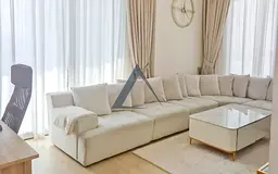 Spacious 1BR | Furnished & Bright | Community View