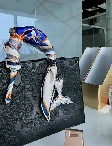Original LV Onthego MM Tote Bag
