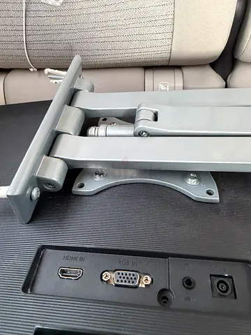 Full Motion Articulating TV / Monitor Wall Mount Bracket (Silver)