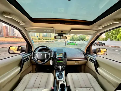 2011 LAND Rover LR2 thumbnail 20