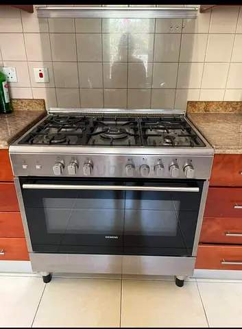 Siemens 5 burner full gas cooker Range Made Italy