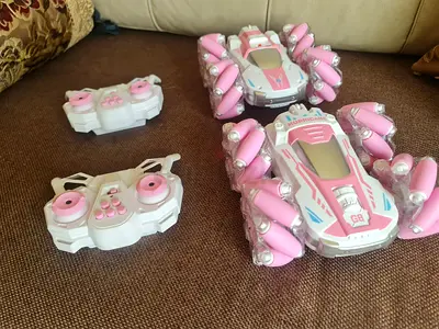 Set of electronic car toy