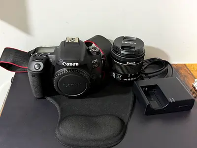 Canon 77D