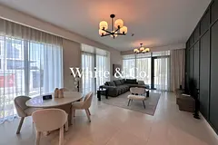 SKYLINE VIEW | LOW FLOOR | SPACIOUS UNIT