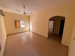 One bedroom and living room, family building, regular maintenance by the owner, suitable size, excel