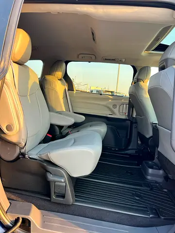 2024 Toyota SIENNA 缩略图 14