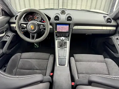 2020 Porsche CAYMAN thumbnail 19