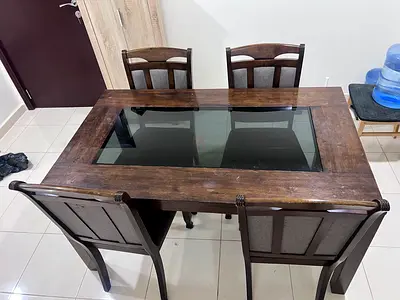 Wooden 4-Seater Dining Table with Glass Top