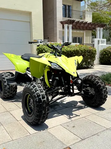 2025 Yamaha YFZ450R 450cc ATV | Like New | GCC Specs | Trailer Included