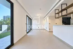Elevated Living | Modern Townhouse | Spacious — 2