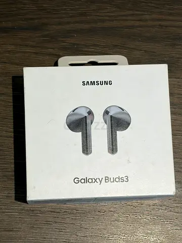 Galaxy Buds 3 Silver – Clean, Fully Working, With Box
