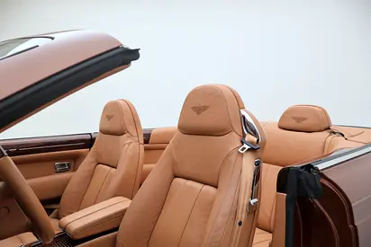 صورة 10 لـ 2007 Bentley AZURE