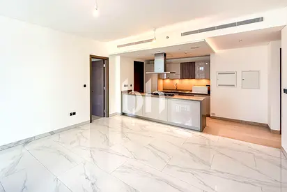 2BR | Unfurnished | 3 Parking Spaces