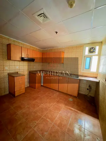 Spacious 1BR | Balcony | 821 Sq.Ft | Parking | Axis Residence 2