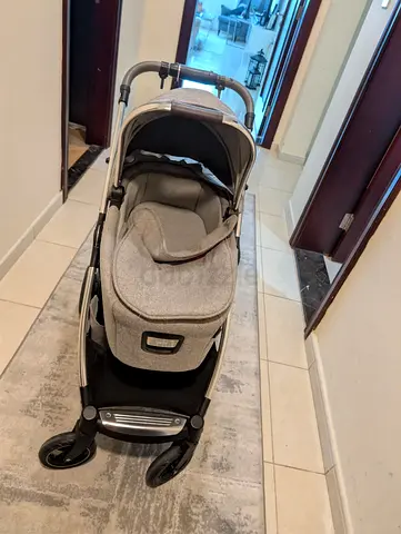 Mama’s and Papa’s Single stroller with carrycot - light grey, good condition
