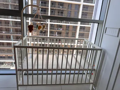 Baby crib