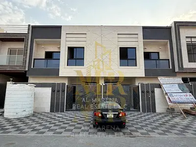 فيلا طابقين موقع قريب من الخدمات تشطيب فاخر تملك حر جميع الجنسيات