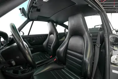 صورة 9 لـ 1993 Porsche 911