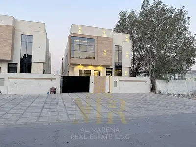 فيلا بالحليو شامل رسوم التسجيل والتمليك الكهرباء والمياء موقع مميز مساحة كبيرة تشطيب فاخرتملك حر بسعر قابل للتفاوض