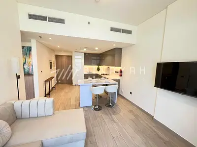 Spacious Layout | Lagoon View | Vacant Soon
