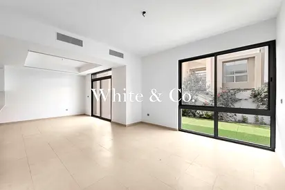 4 bed | Landscaped nicely | Vacant now