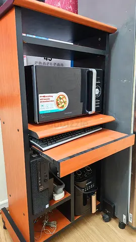 Compact Wooden Computer Desk with Keyboard Tray and Storage Shelves