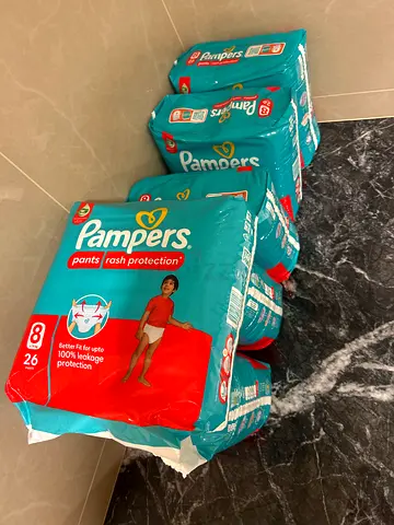 Bulk Pampers Disposable Diapers - Size 8, 6 packs (26 pants for each)