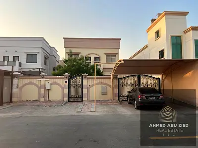 Family villa opportunity in Al Rawda 3: spacious home, quiet strategic location near mosque and services, with a practical design for families today!